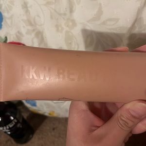 KKW body foundation!!